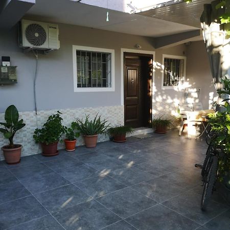Guest House Emi Берат Экстерьер фото
