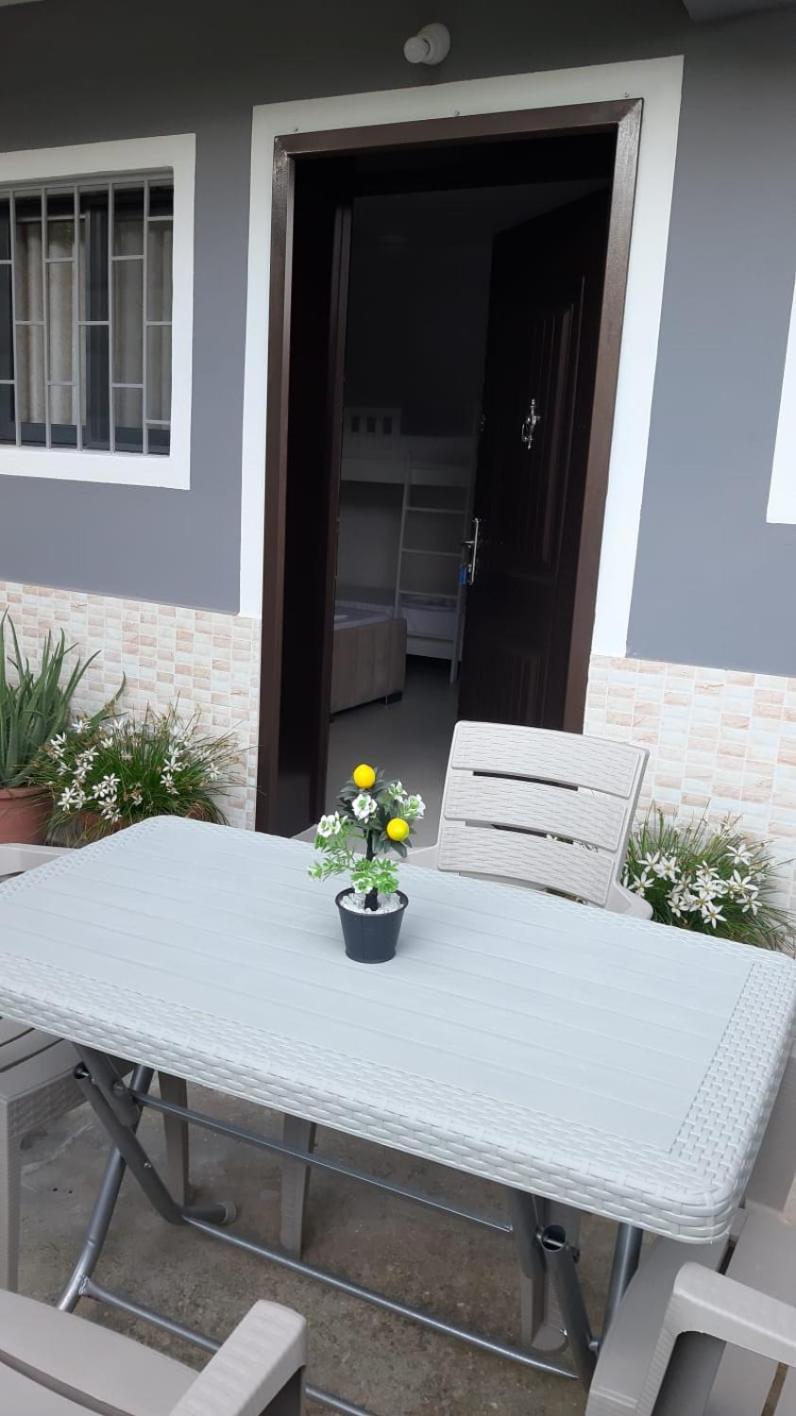 Guest House Emi Берат Экстерьер фото