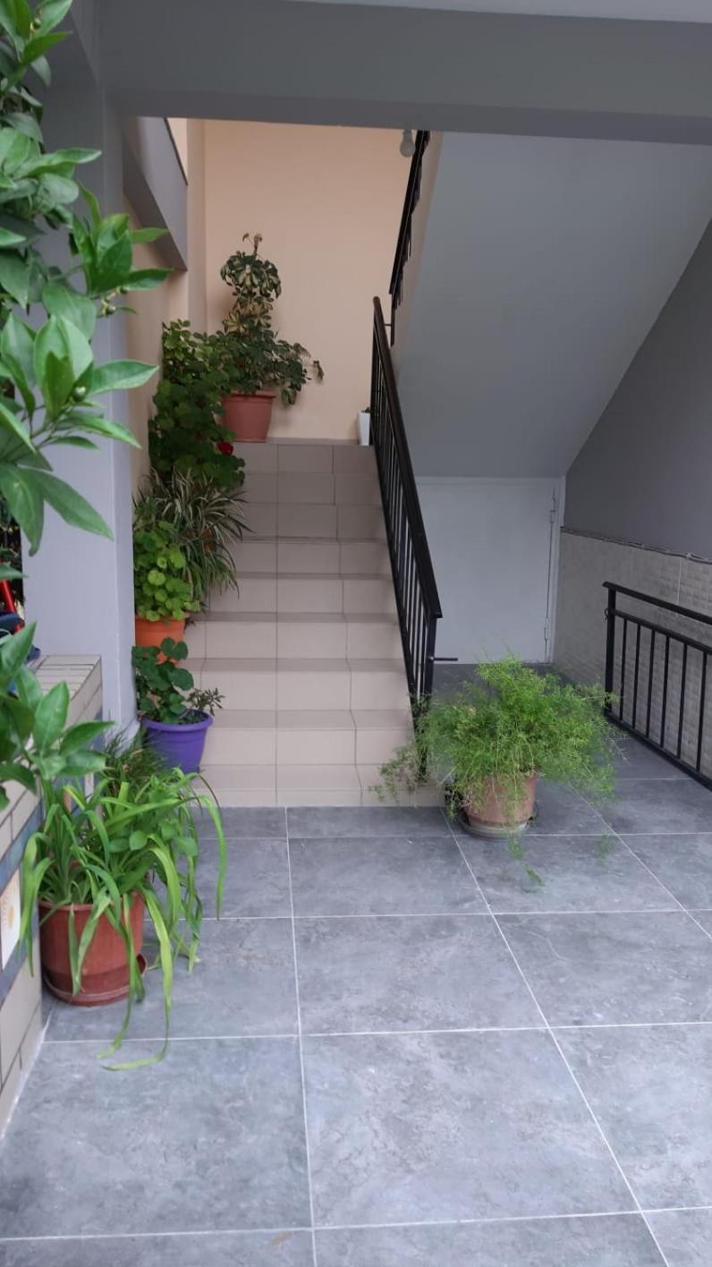 Guest House Emi Берат Экстерьер фото